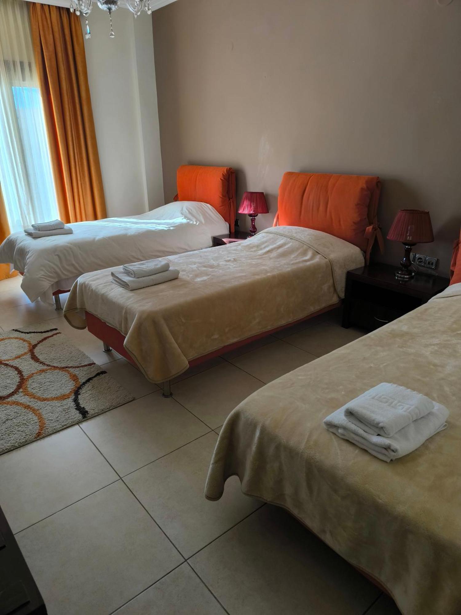 Faraggi Hotel Simvolí Eksteriør billede